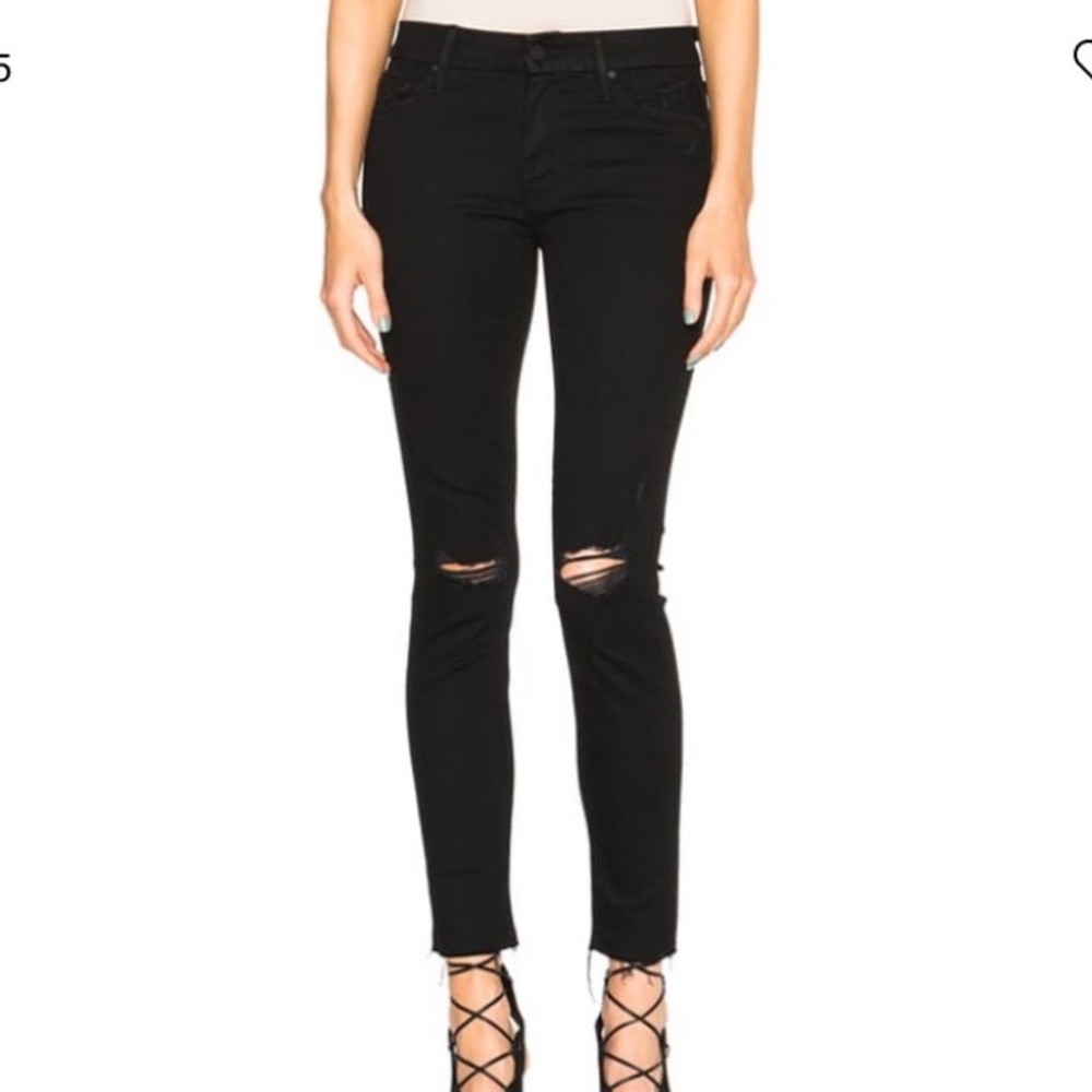 MOTHER Looker Ankle Fray Jeans in Guilty as Sin